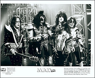 MadTV Publicity Photo, Kiss