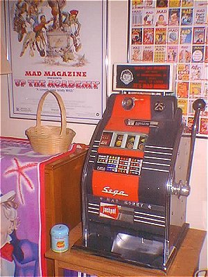 Sega MAD Slot Machine, MAD MONEY