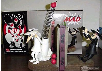 Spy vs Spy Bookends